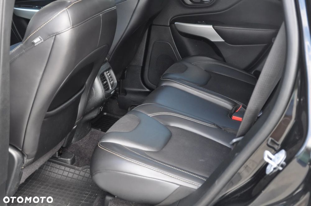 Jeep Cherokee 3.2 V6 Active Drive I Overland - 26