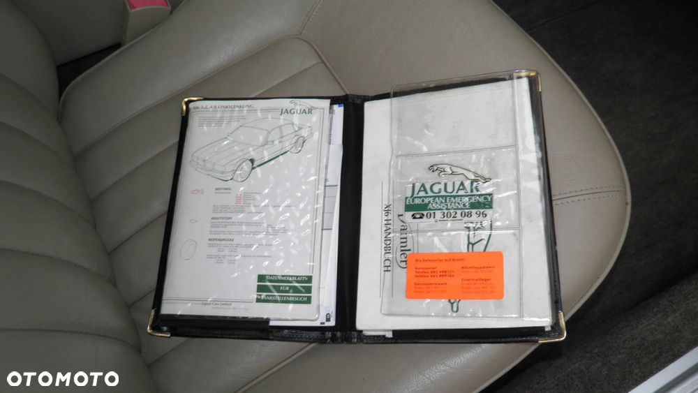 Jaguar Daimler 4.0i - 27