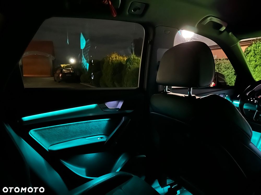 Audi SQ5 - 30