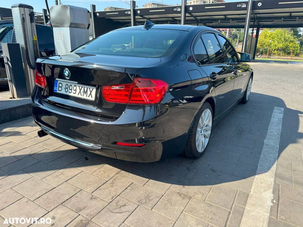 BMW Seria 3 320d Efficient Dynamic Edition Aut. Sport Line - 4