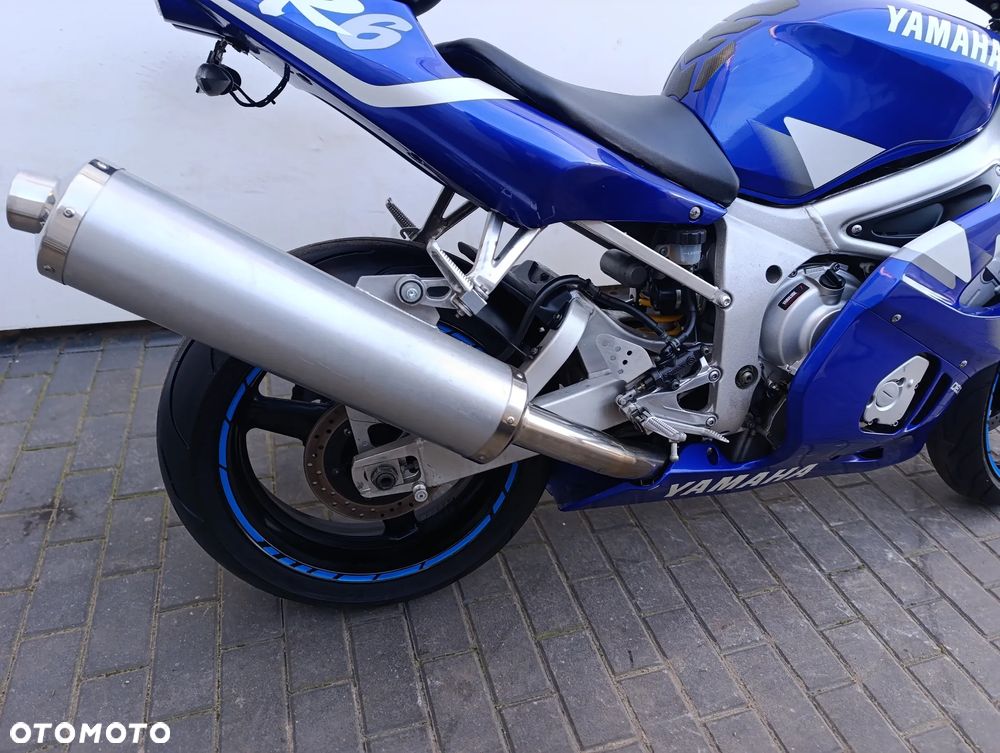 Yamaha R6 - 19