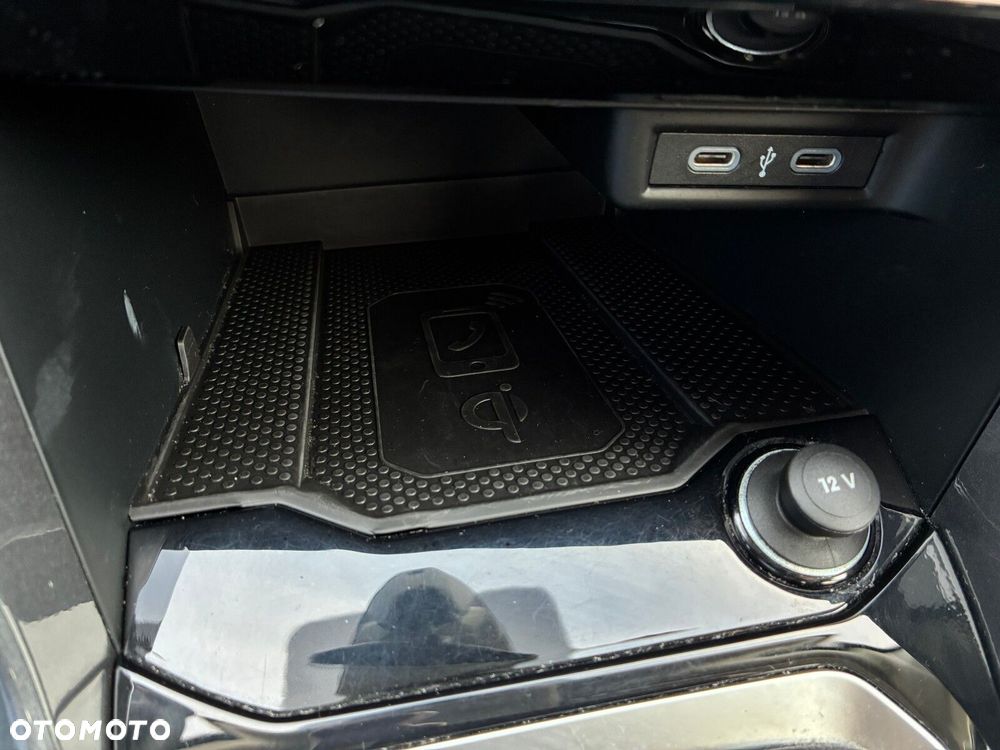 Volkswagen T-Roc 1.5 TSI Style DSG - 24