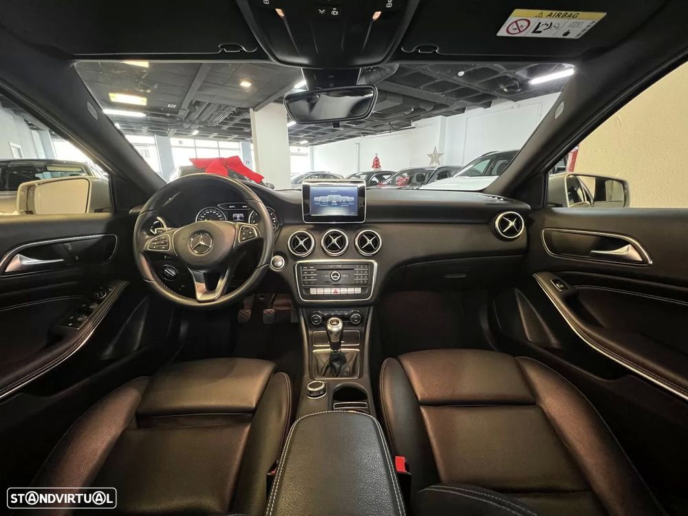 Mercedes-Benz A 180 d Style - 12