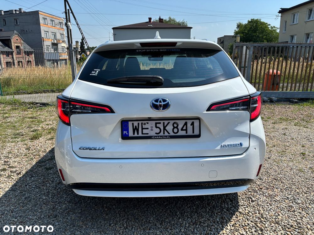 Toyota Corolla 1.8 Hybrid Comfort - 18