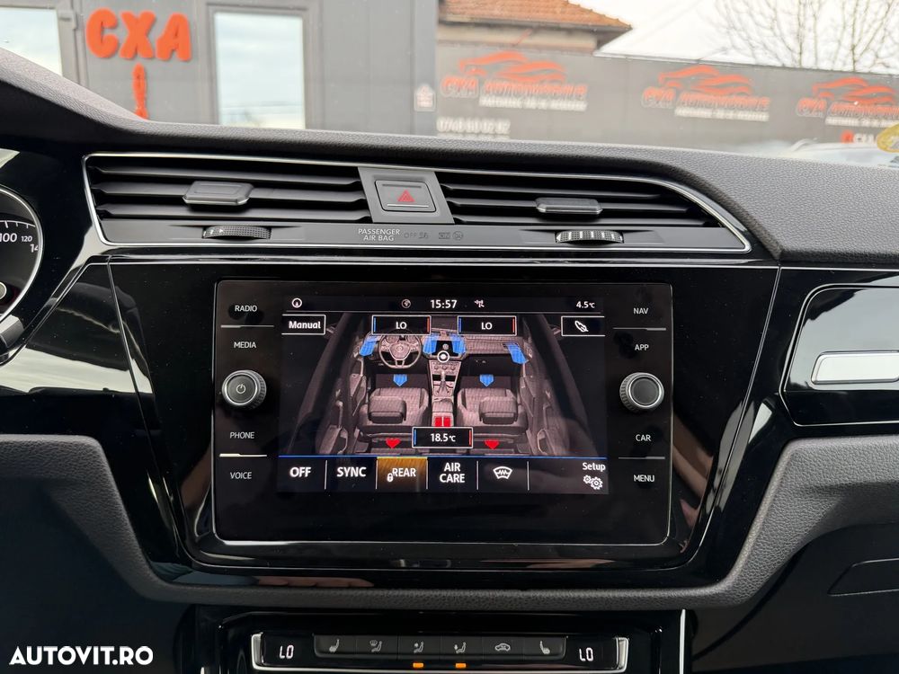 Volkswagen Touran 2.0 TDI SCR Highline - 17