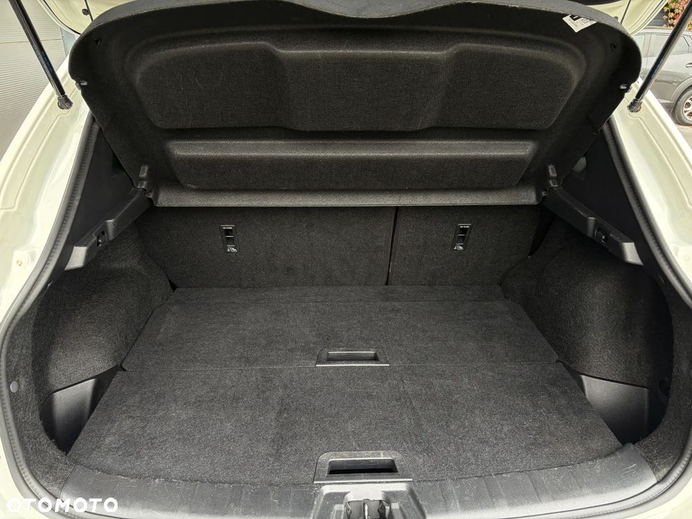 Nissan Qashqai 1.3 DIG-T DCT TEKNA - 36