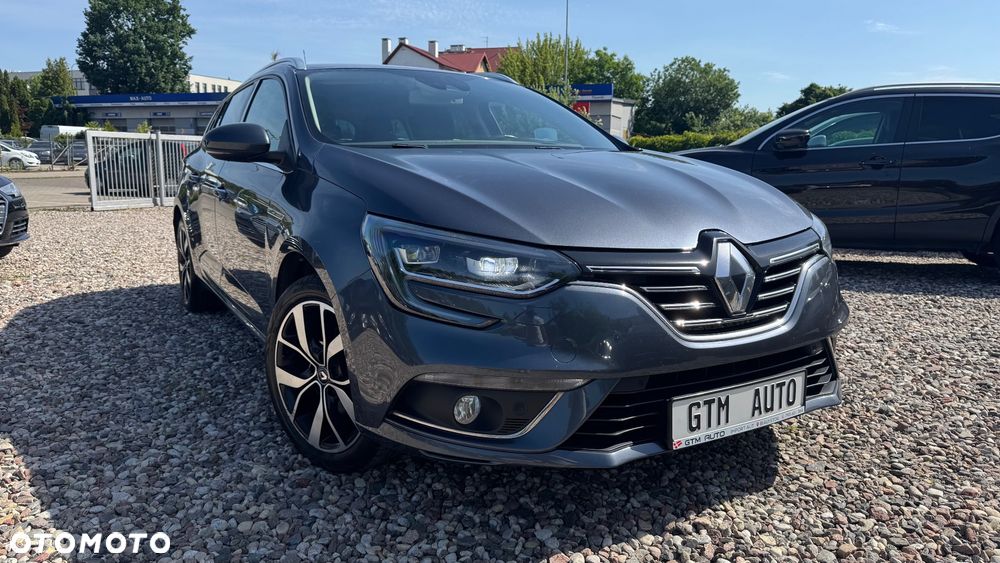 Renault Megane ENERGY TCe 140 EDC BOSE EDITION - 19