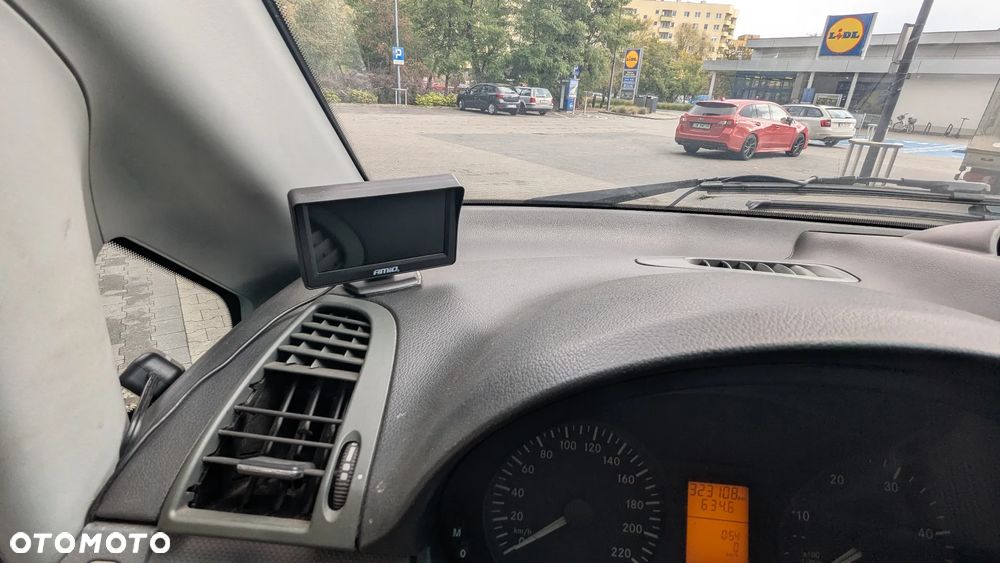 Mercedes-Benz Vito - 5