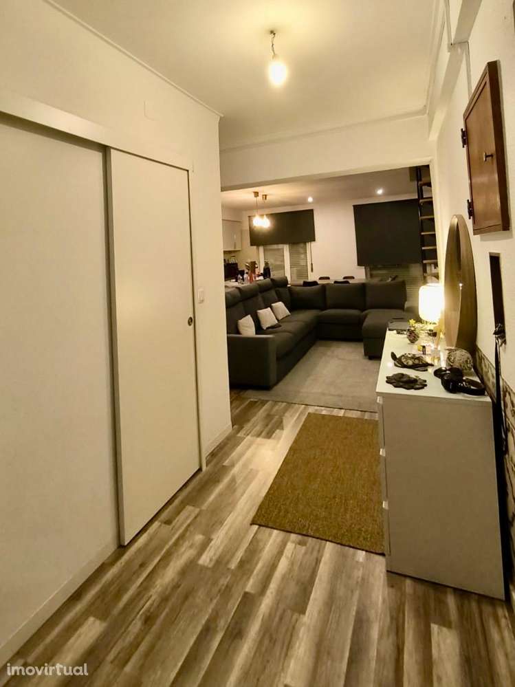 T3+1 Renovado em Mem Martins – Pronto a Habitar! - Grande imagem: 3/21