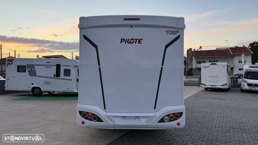 Pilote Évidence P690D c.basculante sala grande (NOVA) - 43
