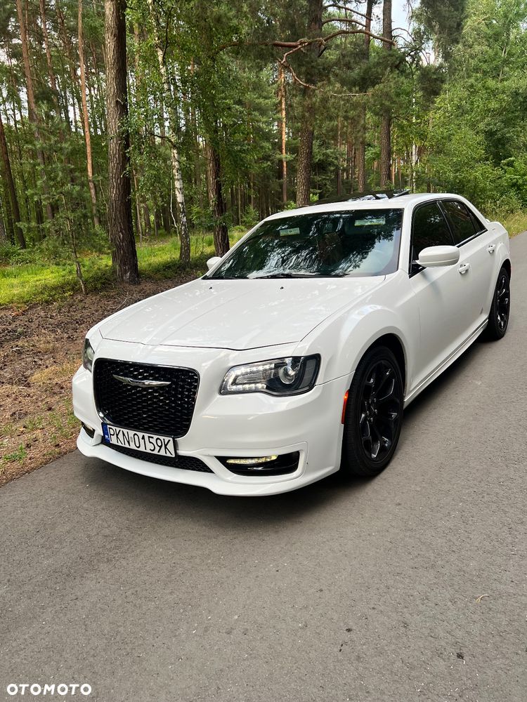 Chrysler 300s - 23
