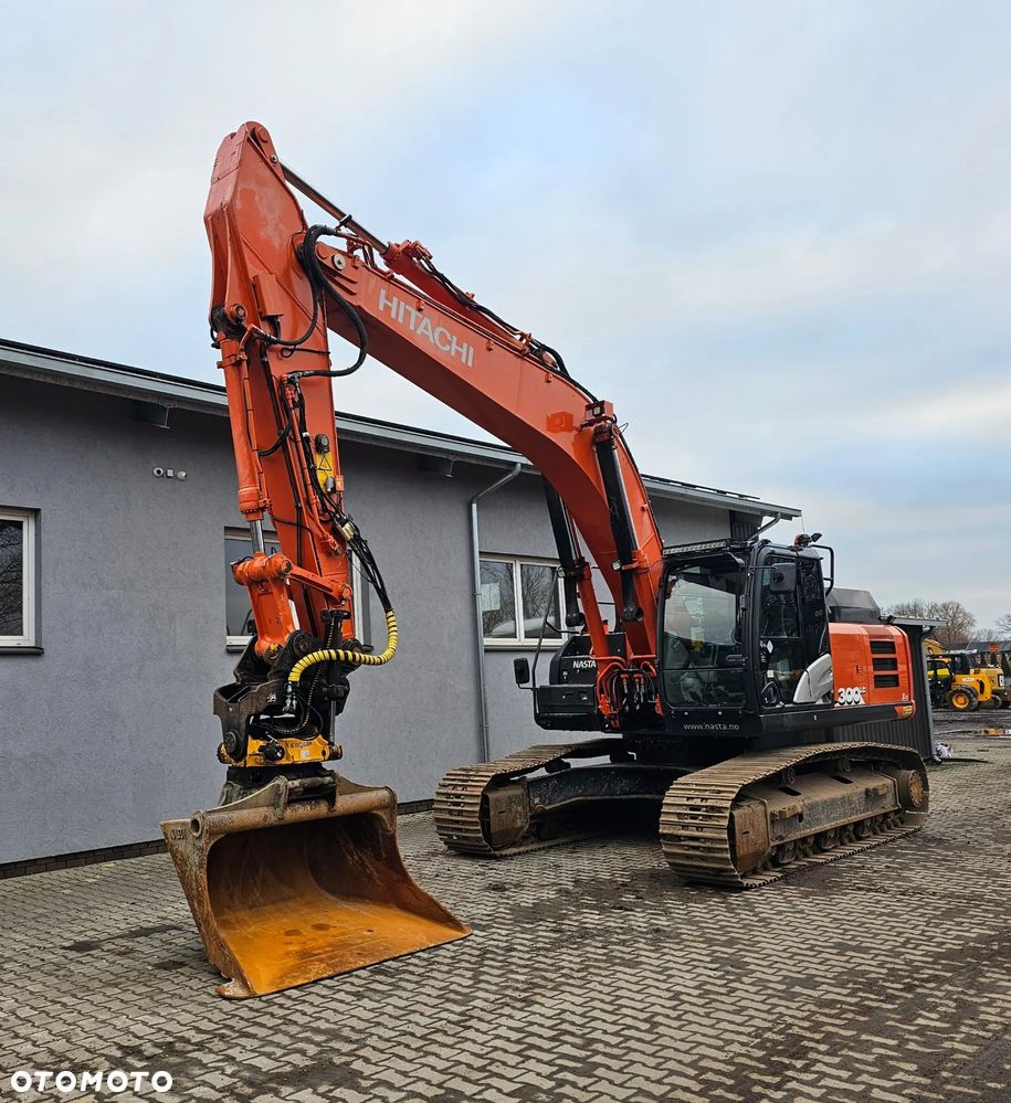 Hitachi ZX300LC-6 - 6