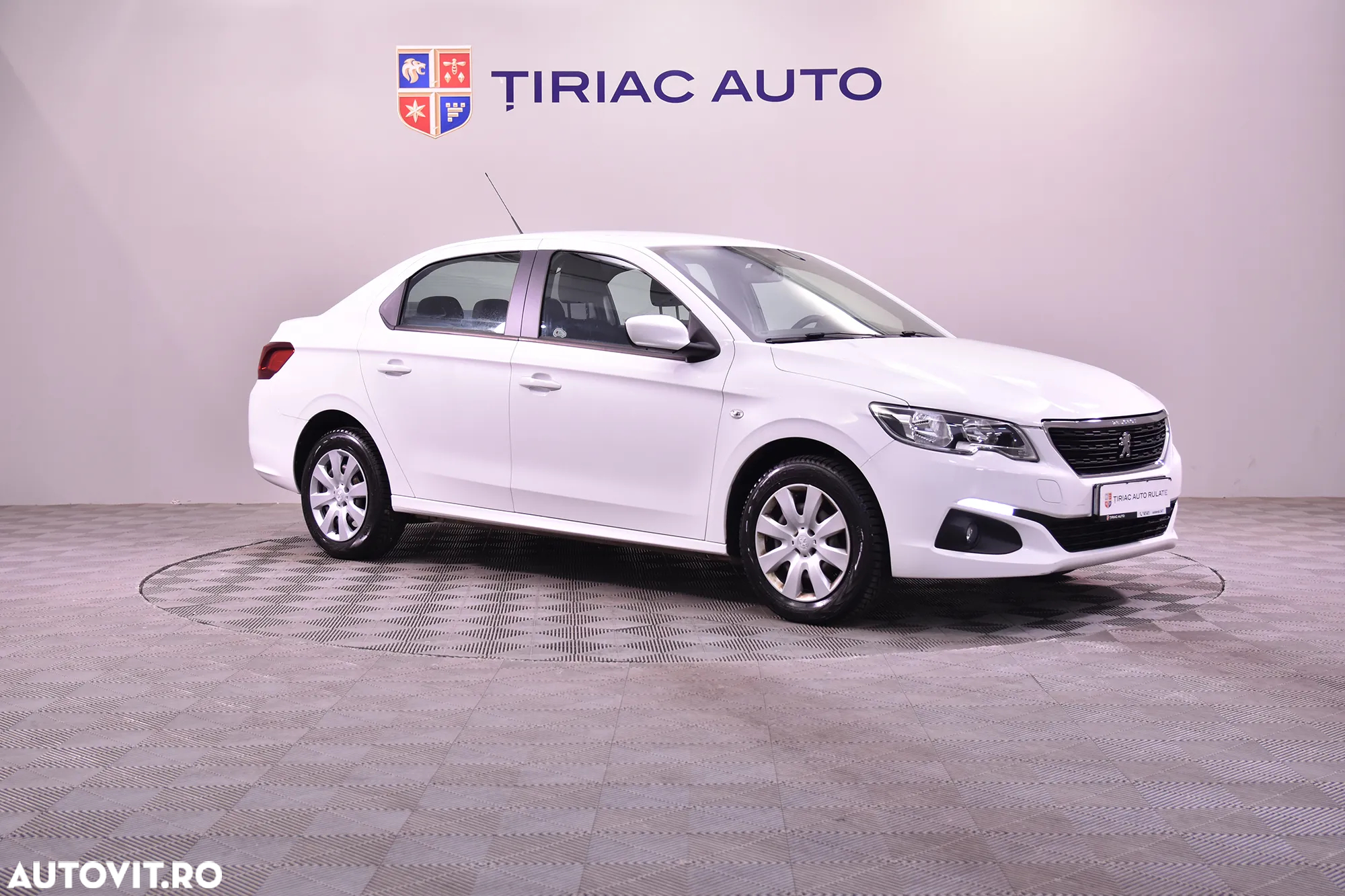 Peugeot 301 - 7