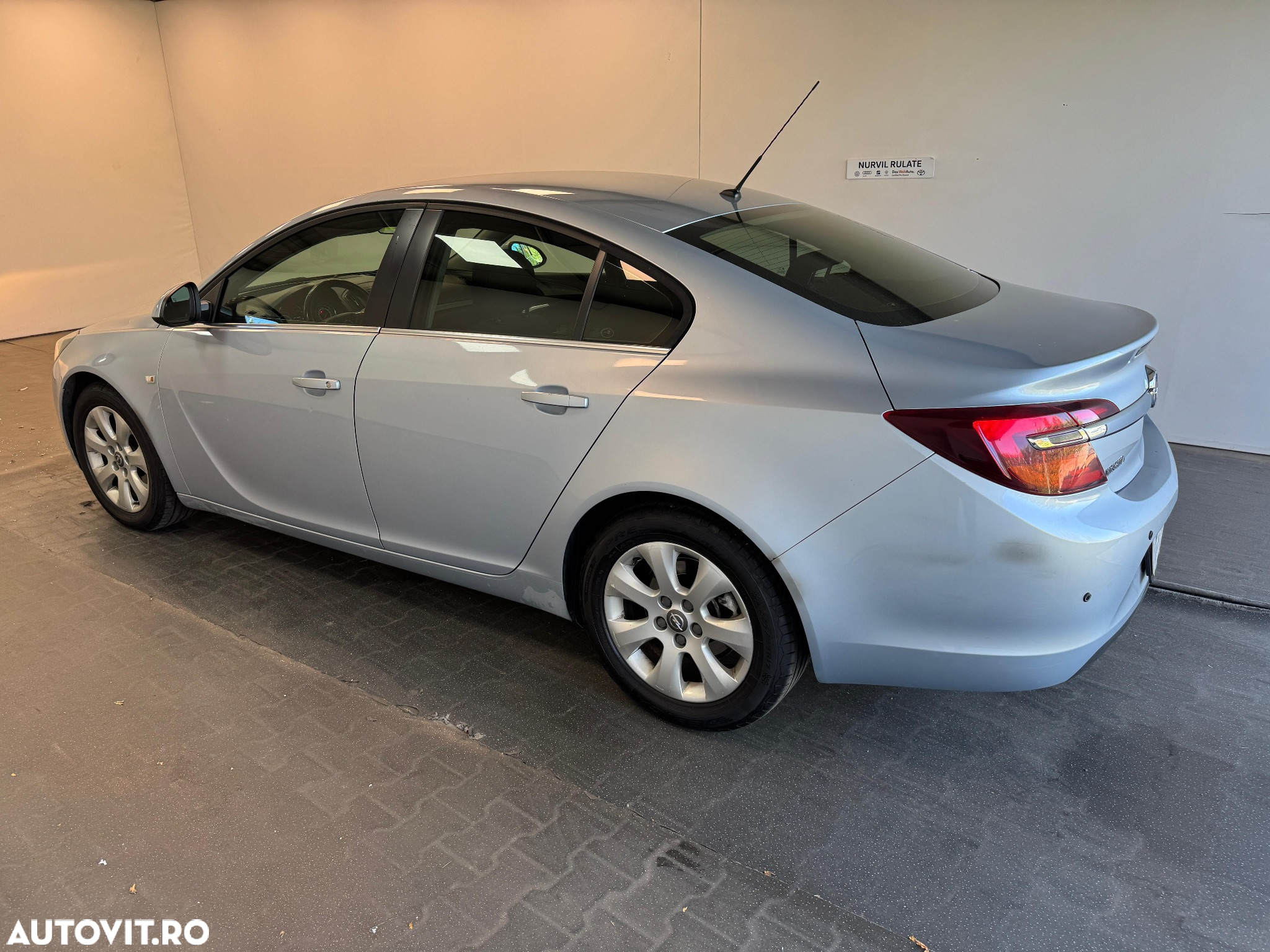 Opel Insignia 2.0 CDTI ECOTEC ECOFLEX Start/Stop Cosmo - 8