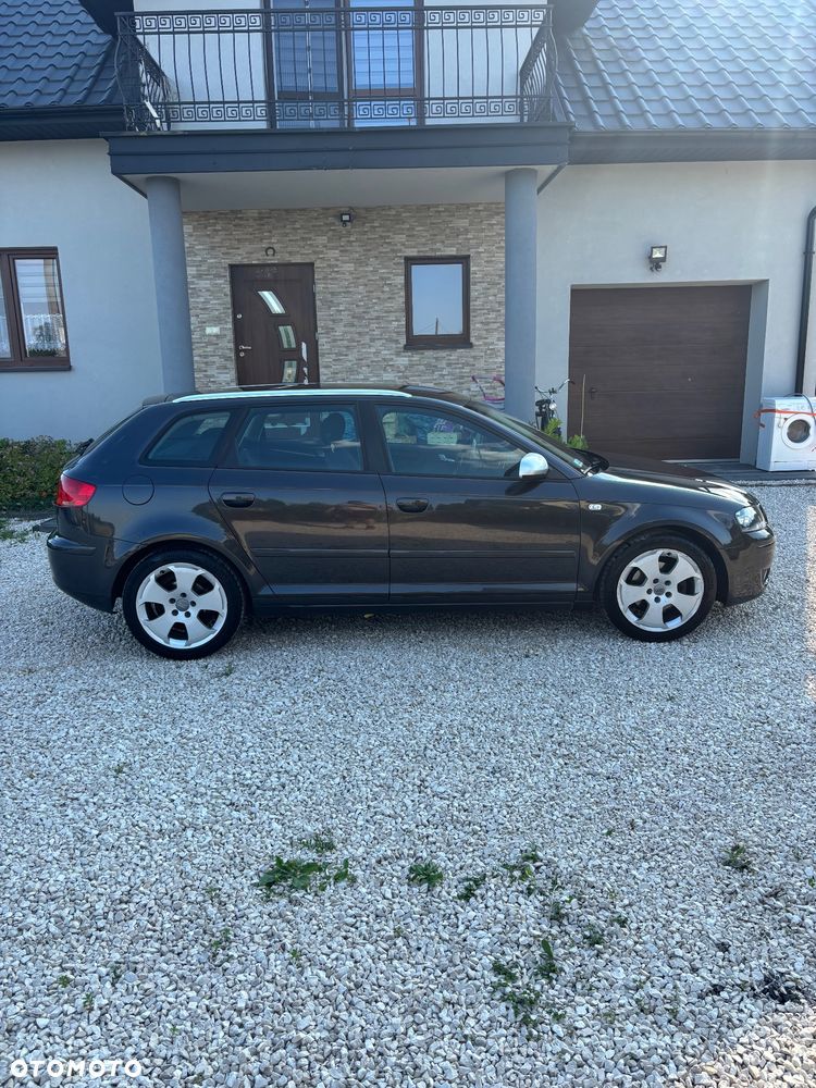 Audi A3 Sportback 2.0 TDI Ambiente - 3