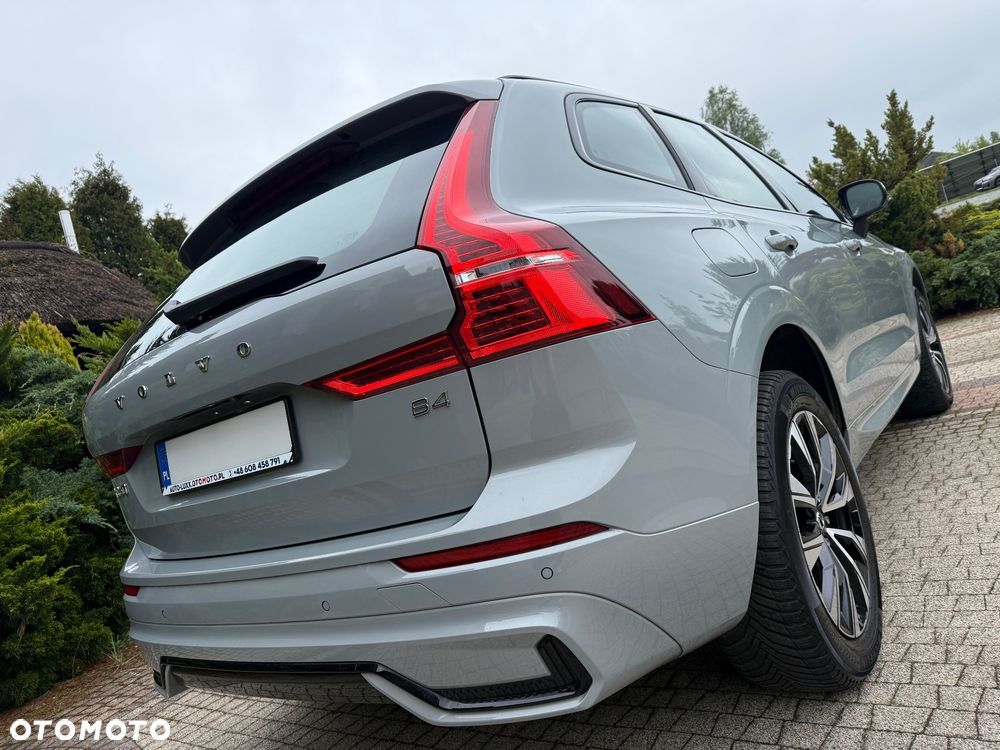 Volvo XC 60 B4 D Ultimate Dark - 19