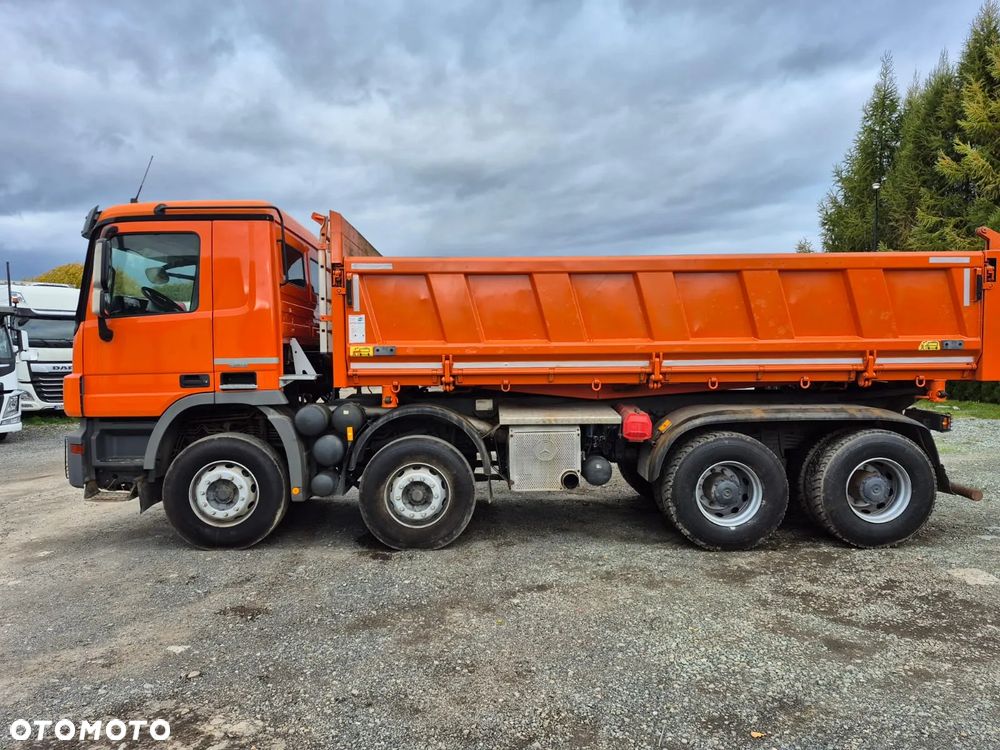 Mercedes-Benz Actros - 5