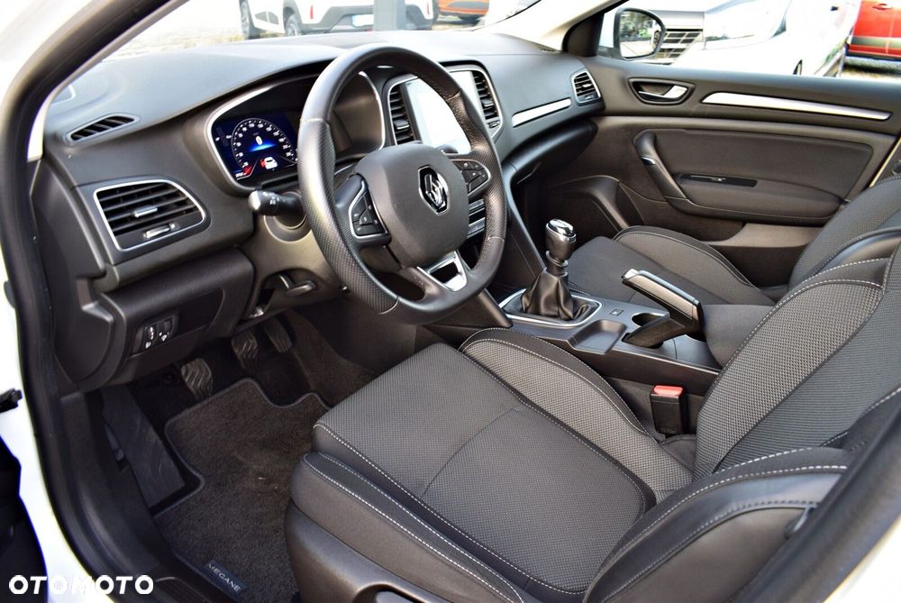 Renault Megane - 11