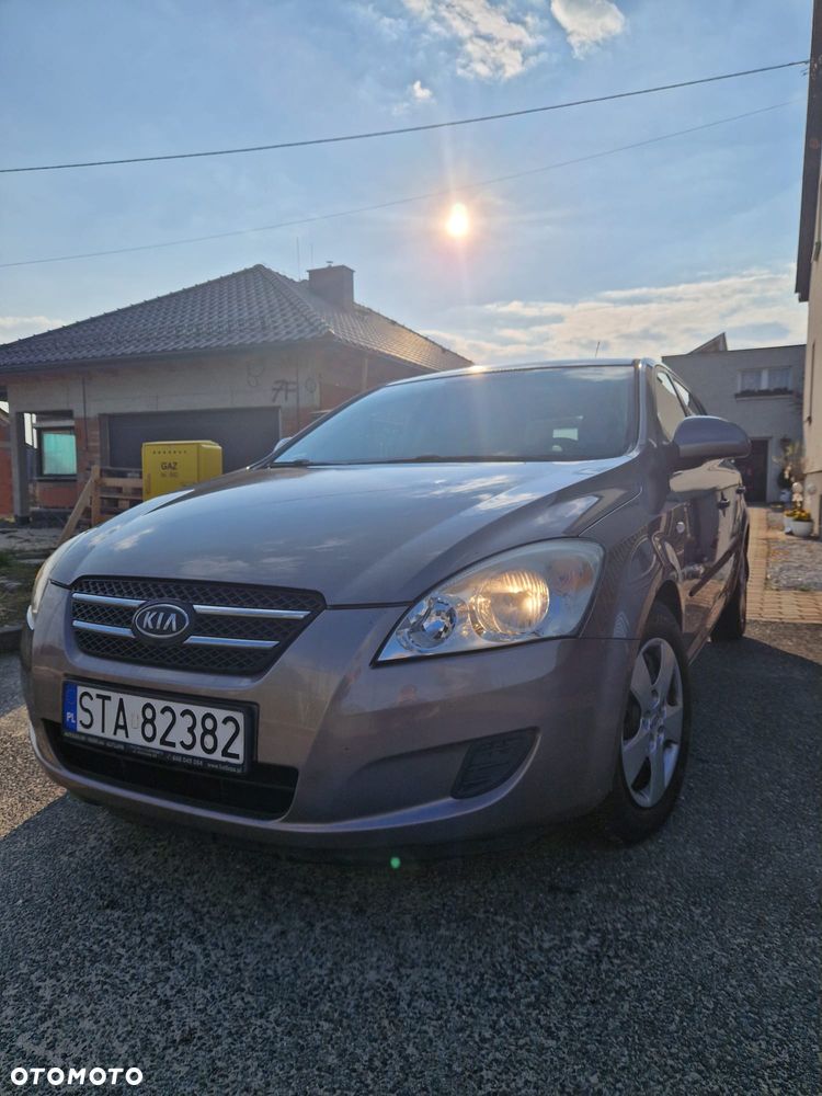 Kia Ceed - 2