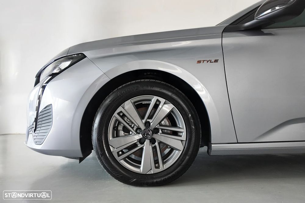 Peugeot 308 1.2 Hybrid Style e-DCS6 - 7