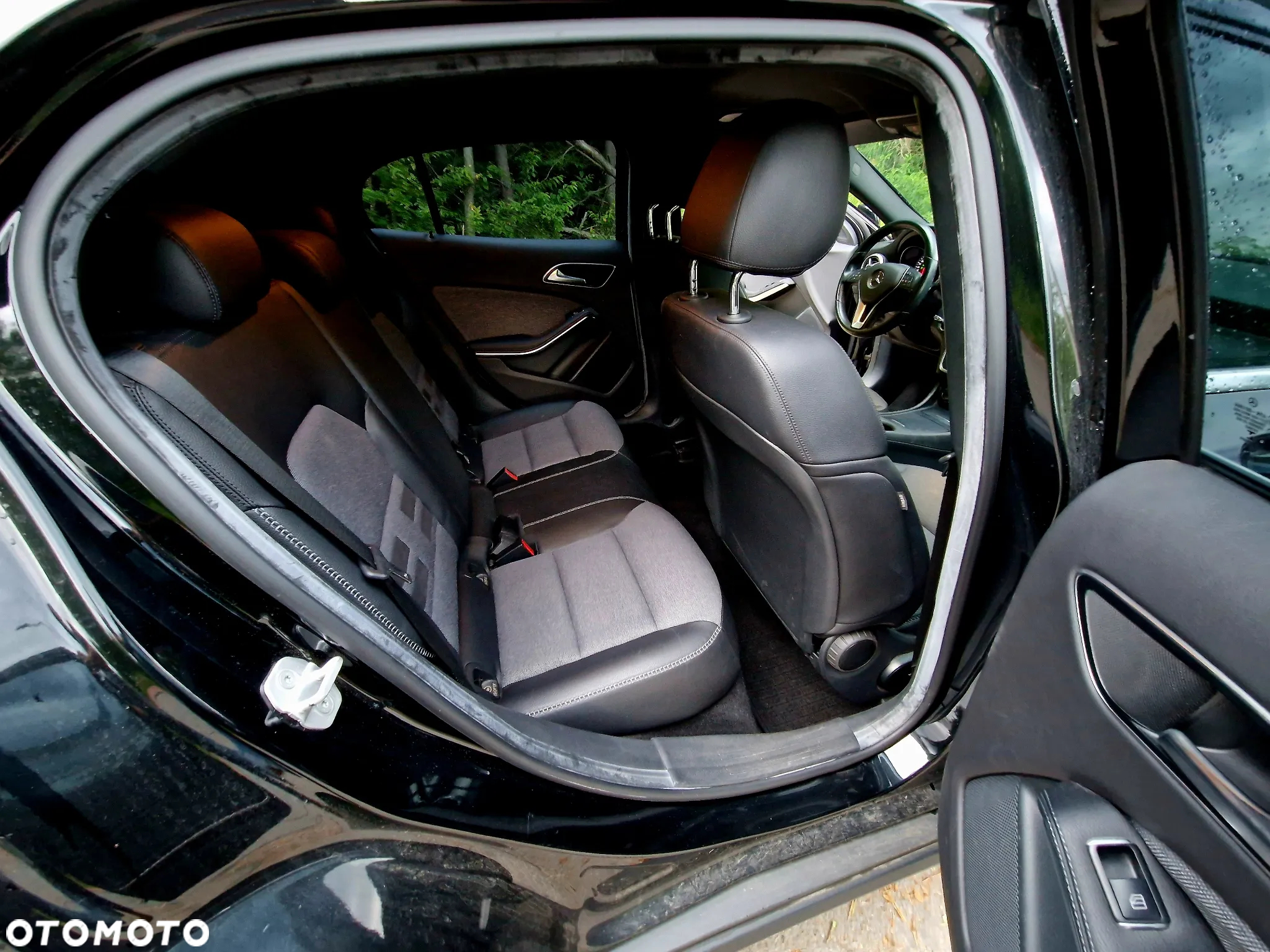 Mercedes-Benz GLA 200 7G-DCT Peak Edition - 14
