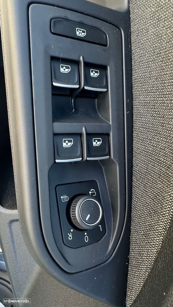 VW Golf Variant 1.0 eTSI Life DSG - 13
