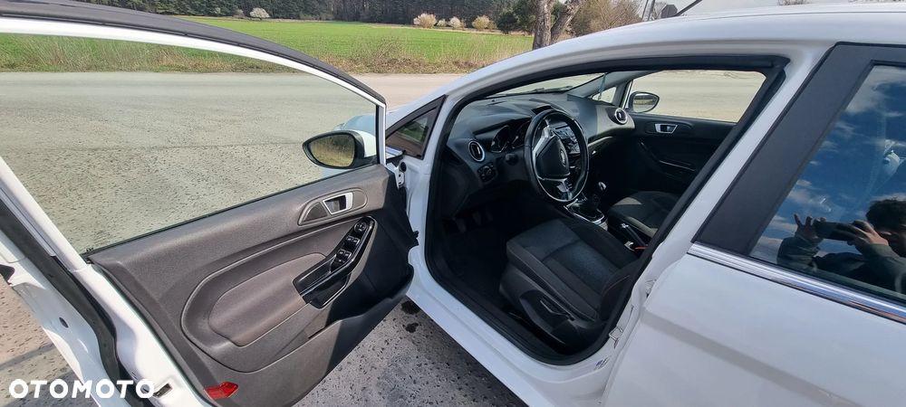 Ford Fiesta 1.0 EcoBoost mHEV Titanium - 10