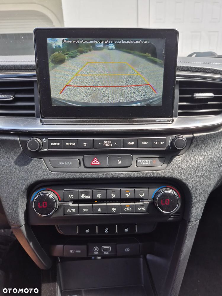 Kia Ceed 1.4 T-GDI OPF Vision - 25