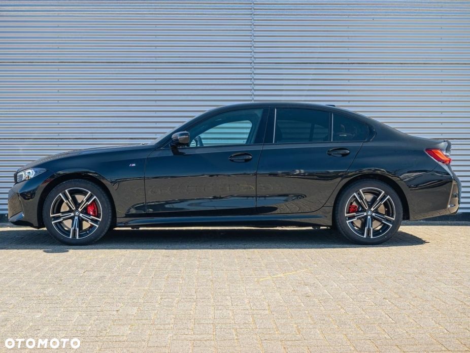 BMW Seria 3 320d xDrive mHEV M Sport sport - 2