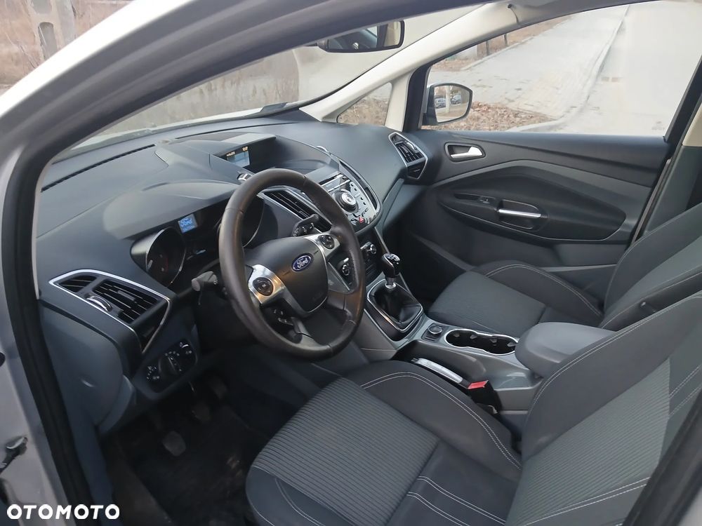 Ford C-MAX - 13