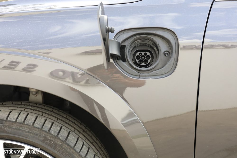 Volvo XC 60 2.0 T8 PHEV Inscription AWD - 3