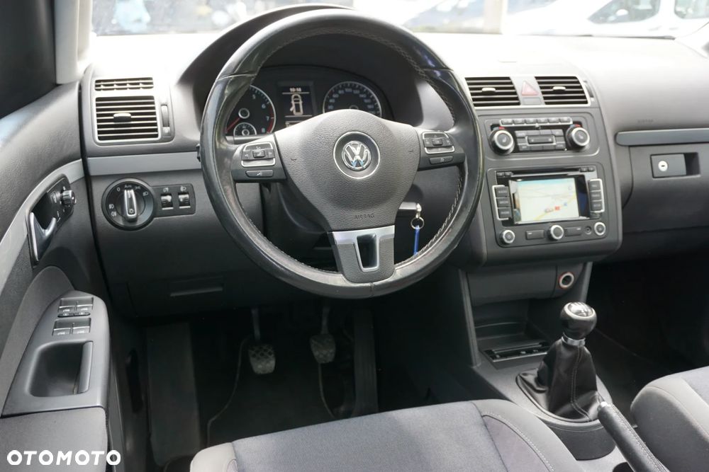 Volkswagen Touran 1.4 TSI STYLE - 13