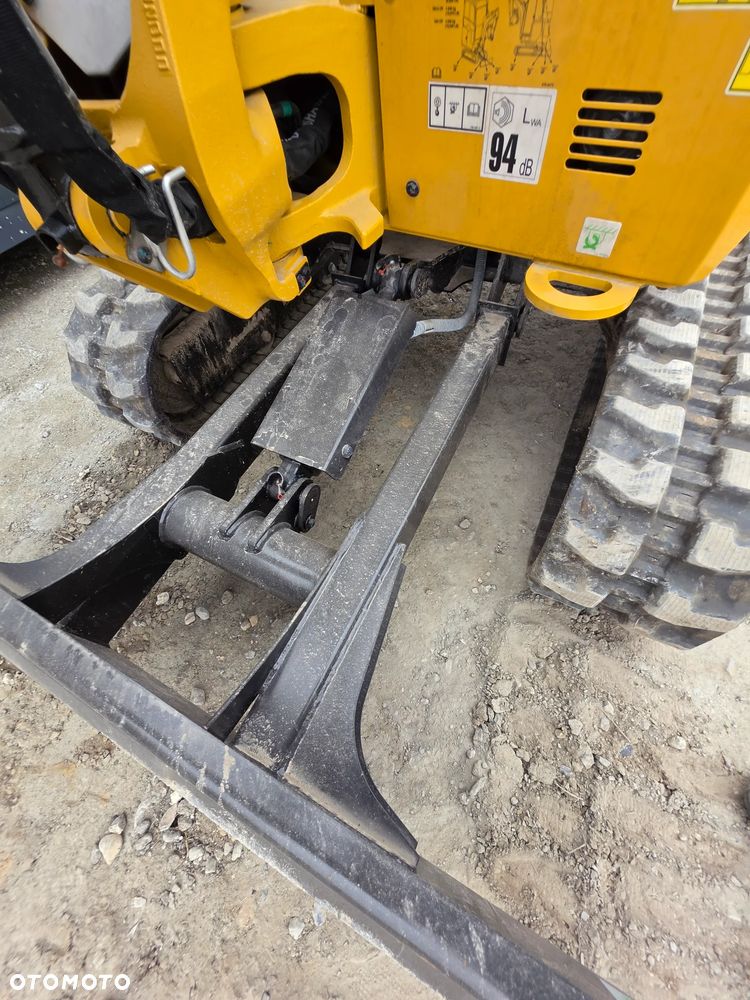 Caterpillar 302.7 CR - 9