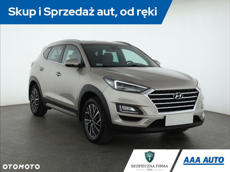 Hyundai Tucson - 2