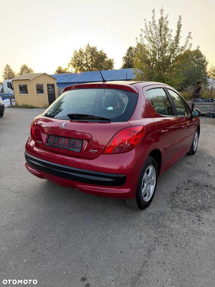Peugeot 207 - 7