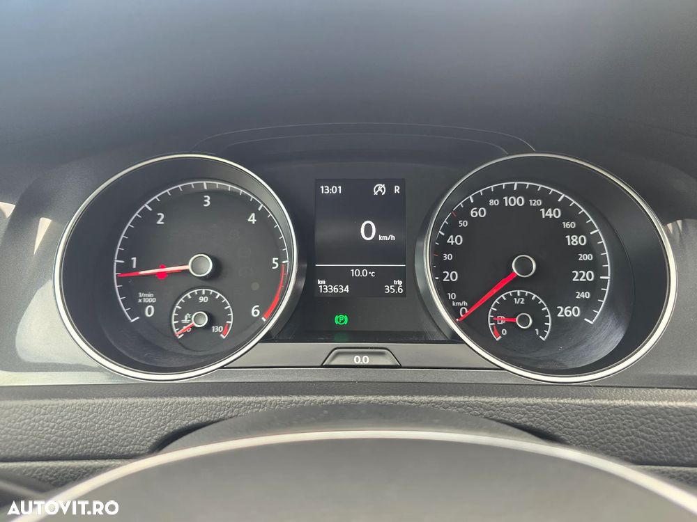 Volkswagen Golf 2.0 TDI DSG Comfortline - 18