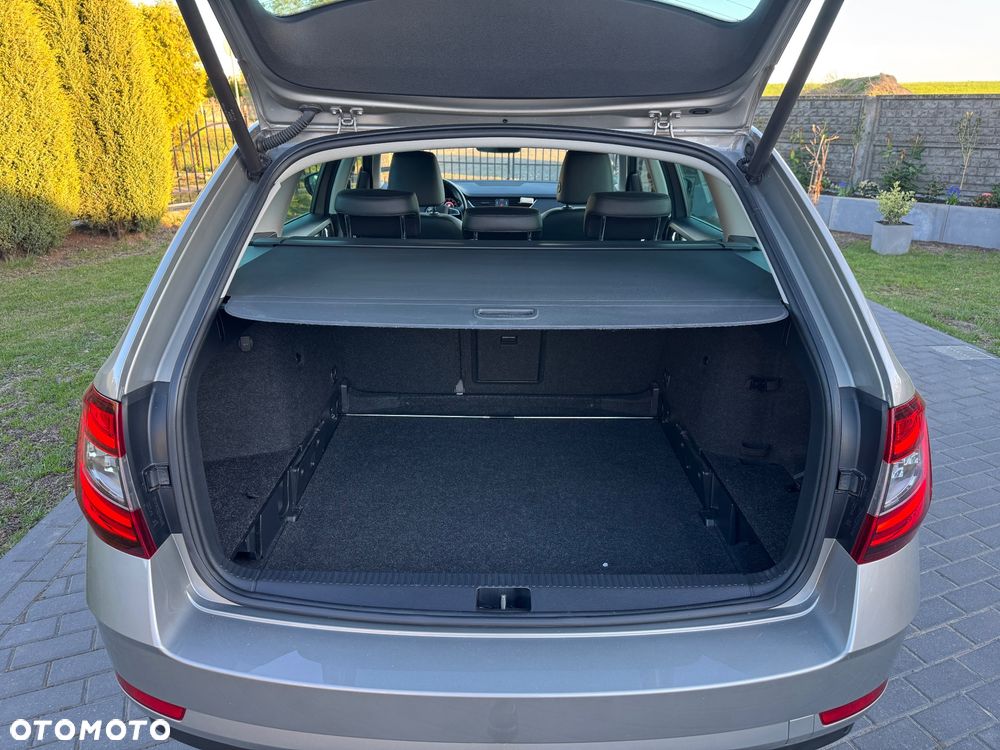 Skoda Octavia 1.6 TDI Premium Edition - 20