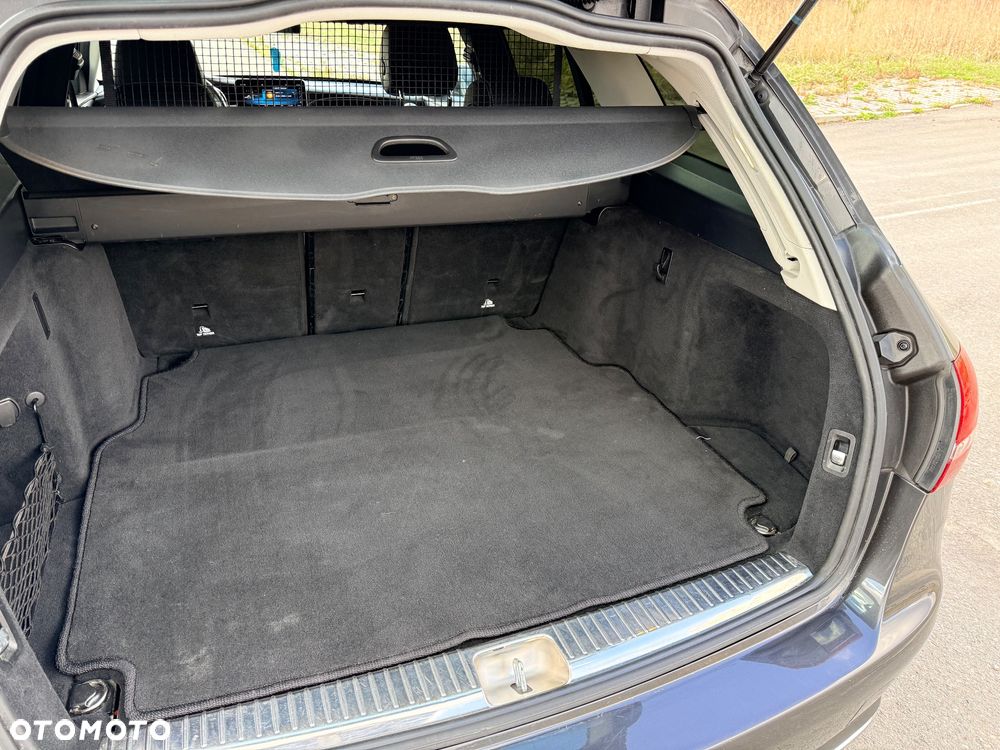 Mercedes-Benz Klasa C 220 d 4Matic 9G-TRONIC Avantgarde - 11