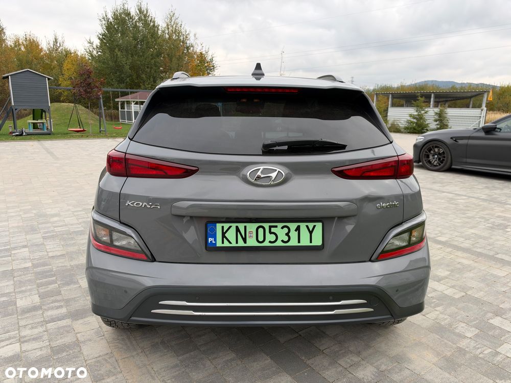Hyundai Kona 64kWh Modern - 7