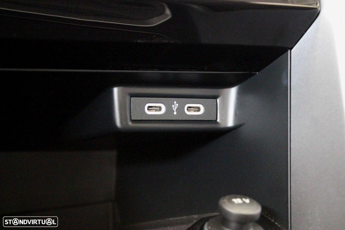 VW T-Roc 1.5 TSI Life DSG - 28