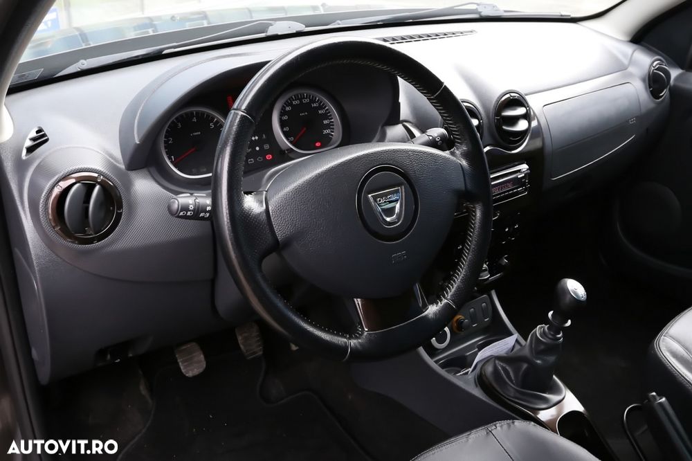 Dacia Duster 1.6 4x4 Prestige - 21