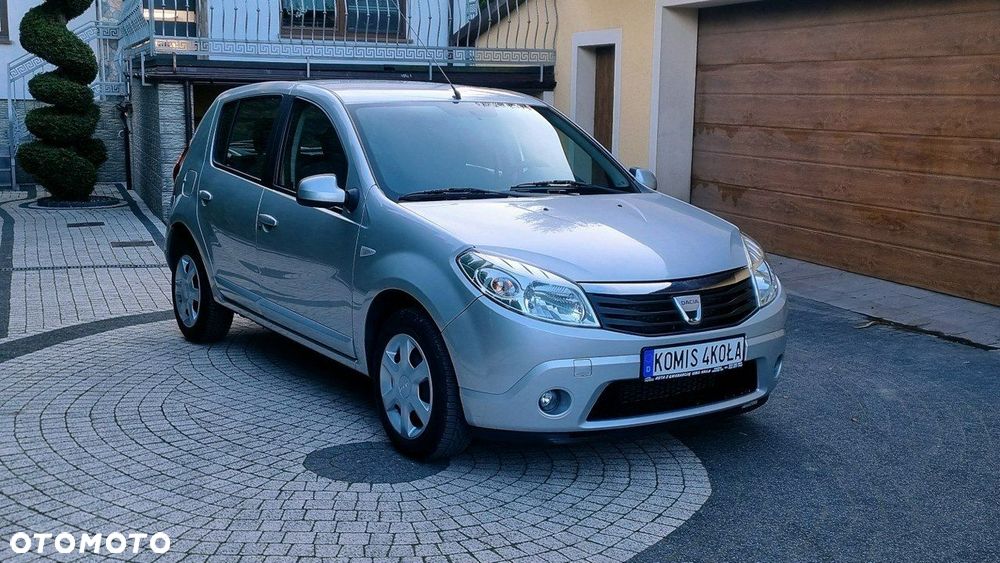 Dacia Sandero - 1