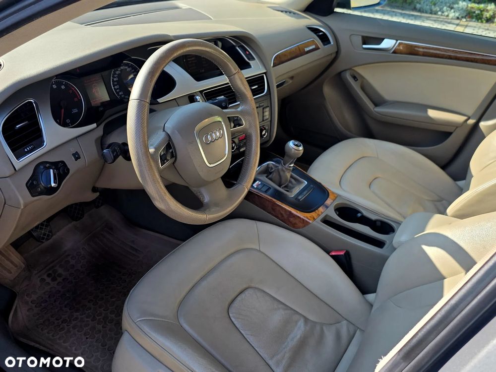 Audi A4 Limousine 2.0 TFSI quattro S line Sportpaket - 12