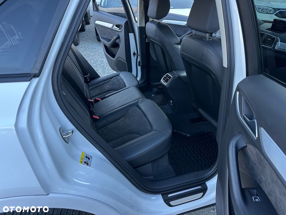 Audi Q3 2.0 TFSI Quattro - 24