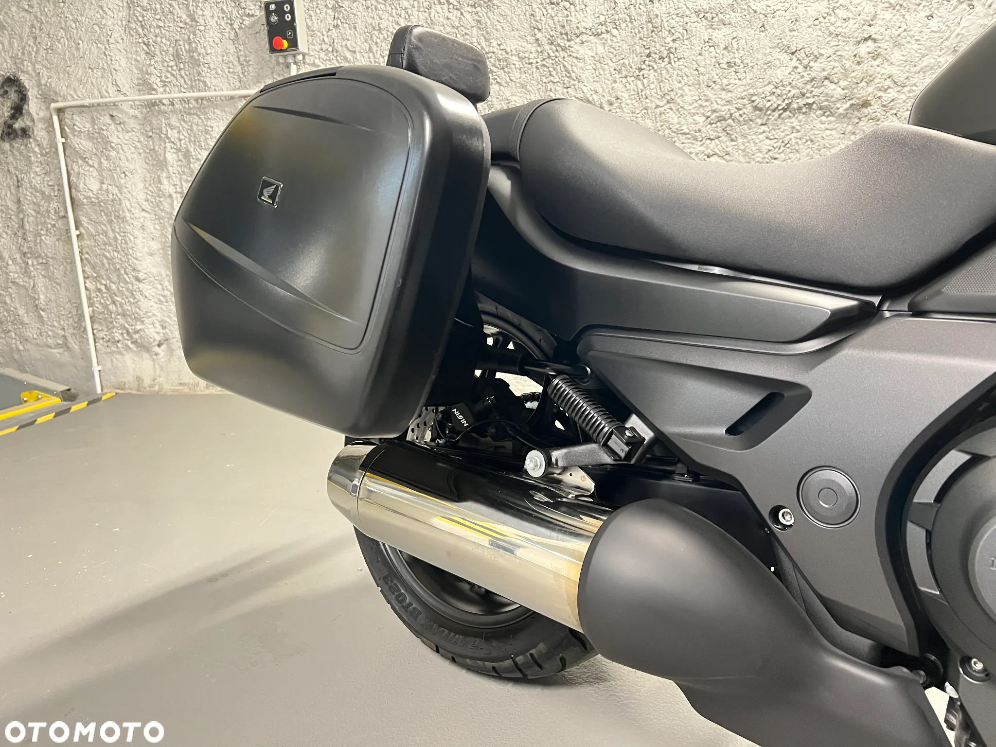 Honda CTX - 13