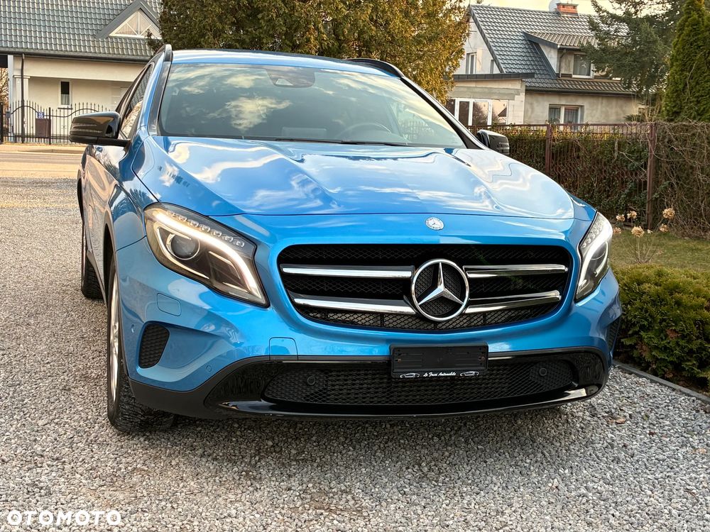 Mercedes-Benz GLA 200 (CDI) d 4Matic 7G-DCT Urban - 18