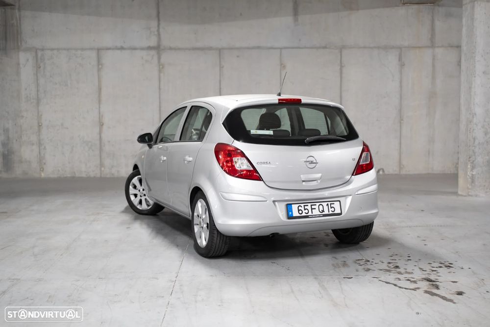 Opel Corsa 1.2 inTouch - 21