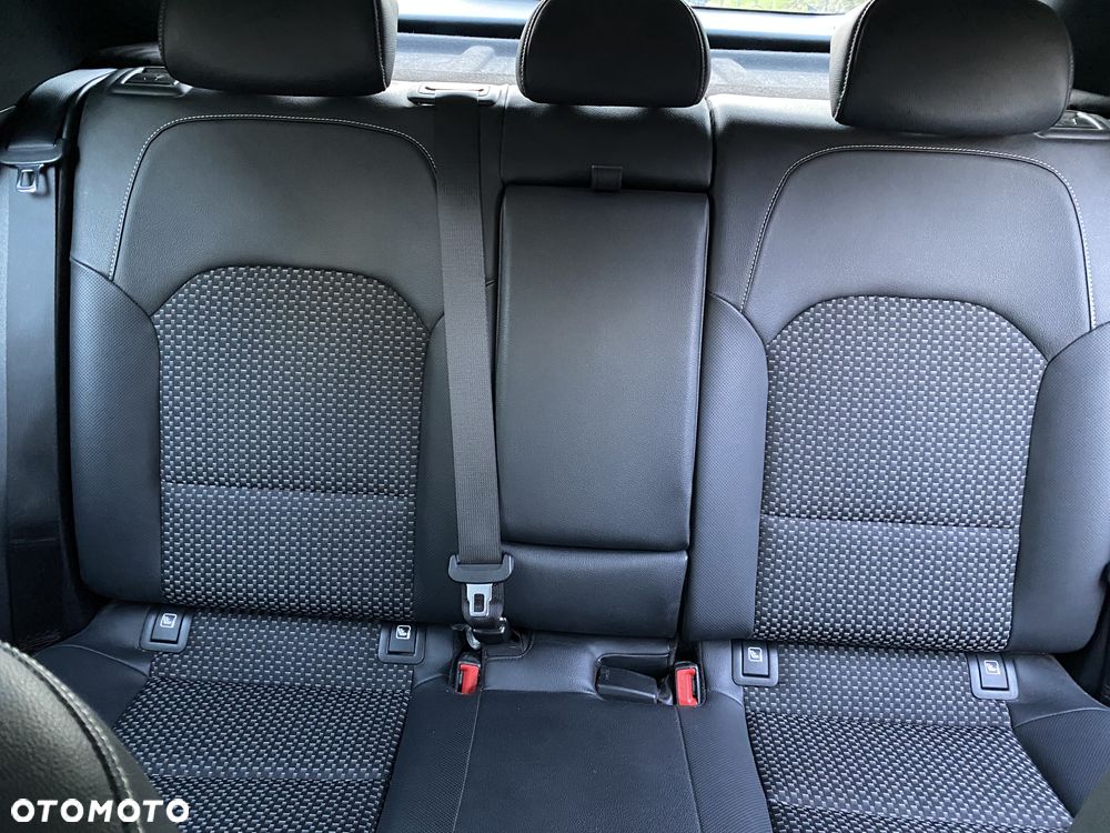 Kia XCeed 1.4 T-GDI L Business Line - 26