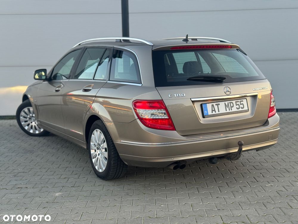 Mercedes-Benz Klasa C 180 T Kompressor Automatik Elegance - 12
