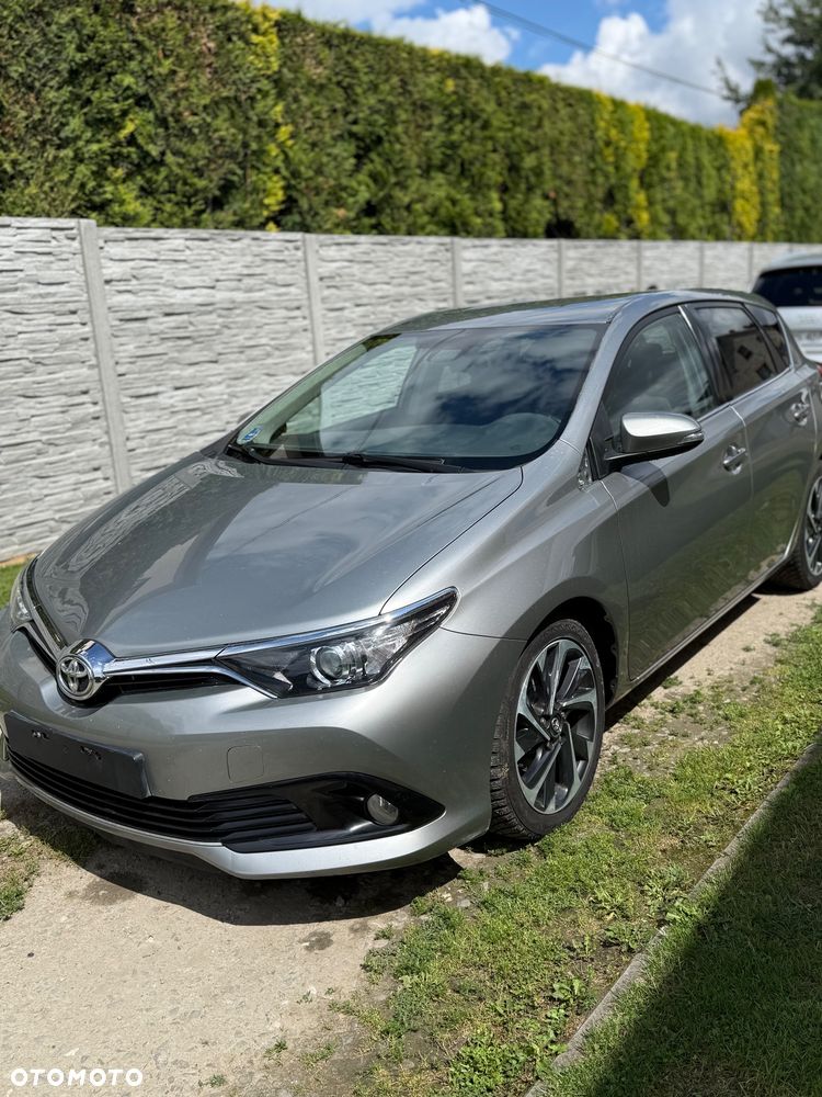 Toyota Auris 1.6 D-4D Prestige - 13